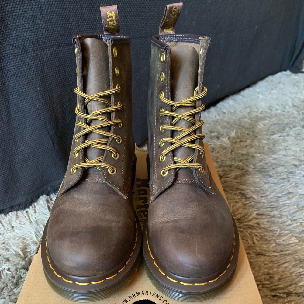 1460 AZTEC CRAZY HORSE Dr. Martens